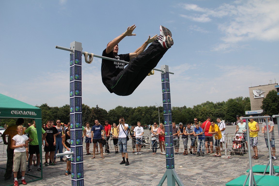 Фестиваль современной молодежной культуры «Extreme-zone» в Кременчуге (ВИДЕО, ФОТО) Фестиваль современной молодежной культуры «Extreme-zone» в Кременчуге (ВИДЕО, ФОТО)