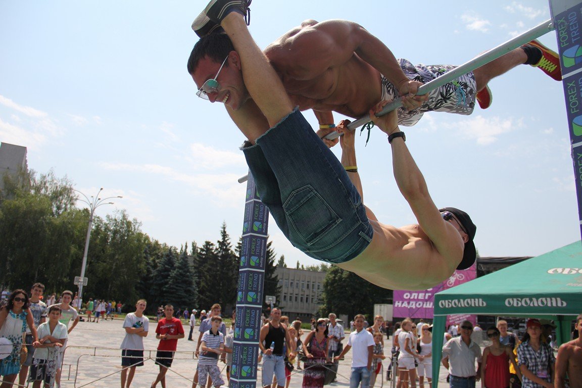 Фестиваль современной молодежной культуры «Extreme-zone» в Кременчуге (ВИДЕО, ФОТО) Фестиваль современной молодежной культуры «Extreme-zone» в Кременчуге (ВИДЕО, ФОТО)