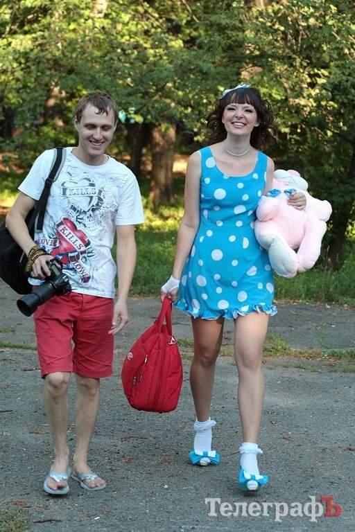 В Кременчуге фотографировали живых «кукол» (ФОТОРЕПОРТАЖ) В Кременчуге фотографировали живых «кукол» (ФОТОРЕПОРТАЖ)