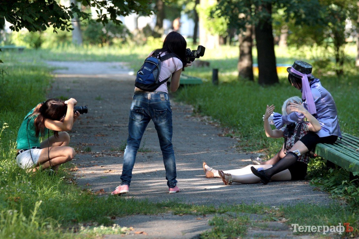 В Кременчуге фотографировали живых «кукол» (ФОТОРЕПОРТАЖ) В Кременчуге фотографировали живых «кукол» (ФОТОРЕПОРТАЖ)