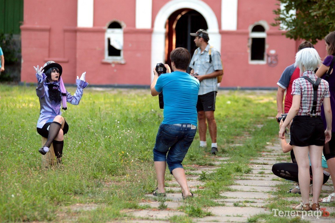 В Кременчуге фотографировали живых «кукол» (ФОТОРЕПОРТАЖ) В Кременчуге фотографировали живых «кукол» (ФОТОРЕПОРТАЖ)