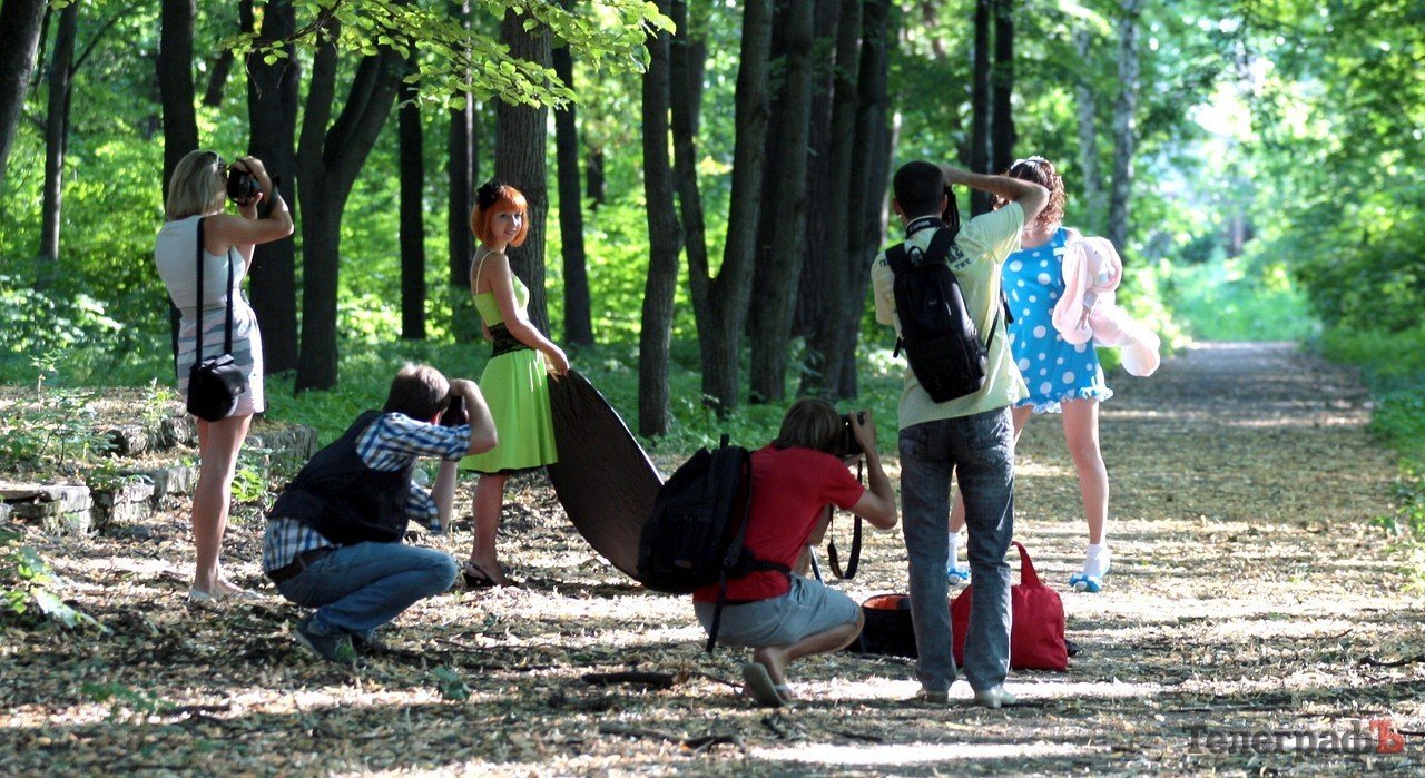 В Кременчуге фотографировали живых «кукол» (ФОТОРЕПОРТАЖ) В Кременчуге фотографировали живых «кукол» (ФОТОРЕПОРТАЖ)