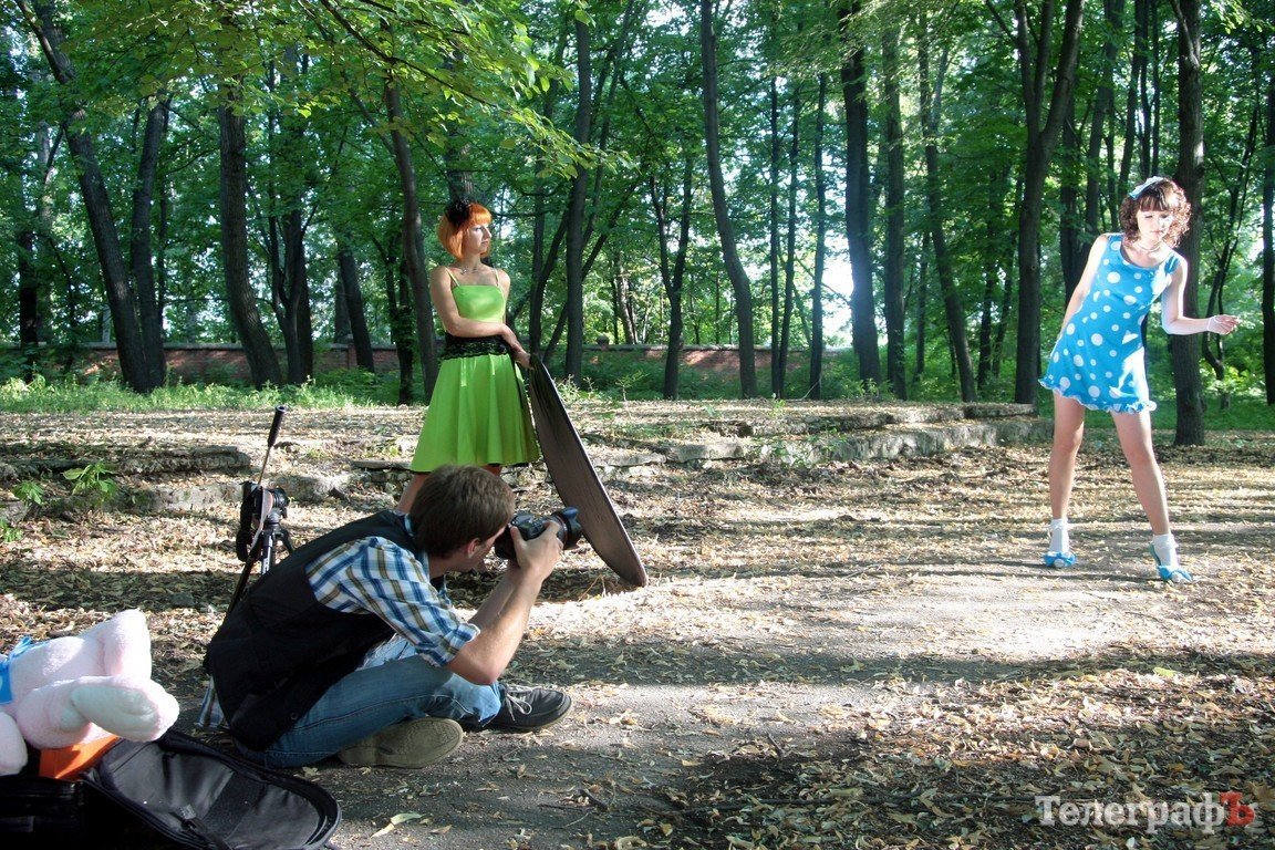 В Кременчуге фотографировали живых «кукол» (ФОТОРЕПОРТАЖ) В Кременчуге фотографировали живых «кукол» (ФОТОРЕПОРТАЖ)