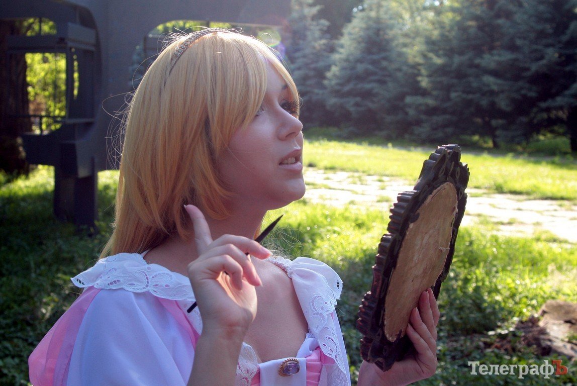 В Кременчуге фотографировали живых «кукол» (ФОТОРЕПОРТАЖ) В Кременчуге фотографировали живых «кукол» (ФОТОРЕПОРТАЖ)