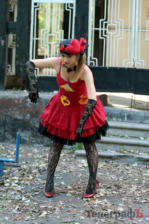 В Кременчуге фотографировали живых «кукол» (ФОТОРЕПОРТАЖ) В Кременчуге фотографировали живых «кукол» (ФОТОРЕПОРТАЖ)