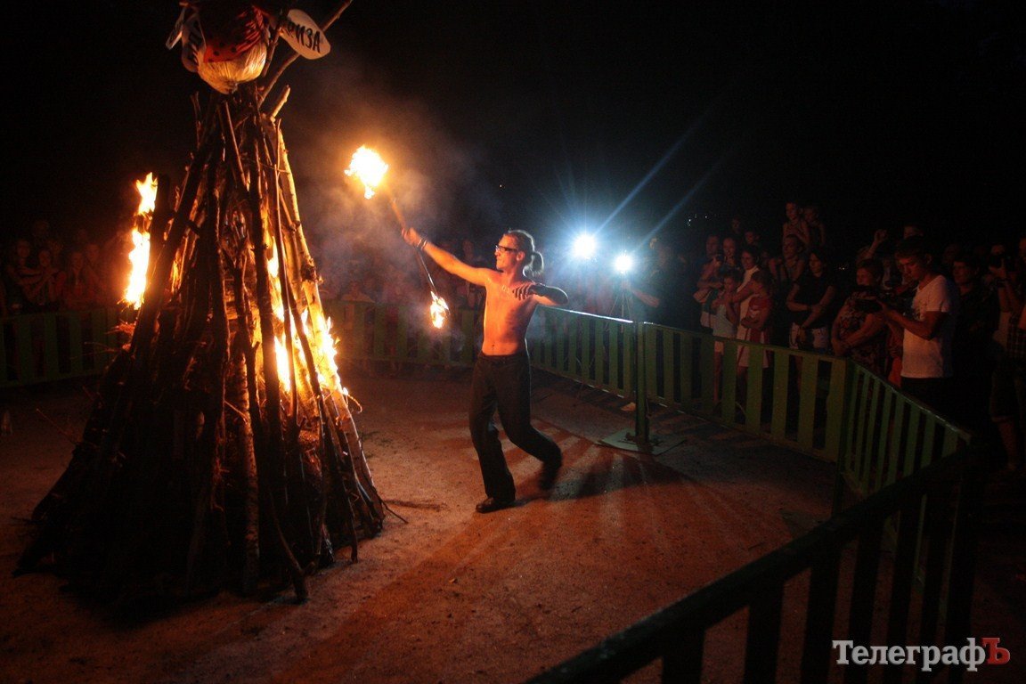 В Кременчуге прошел первый фестиваль вышиванок (ФОТО, ВИДЕО) В Кременчуге прошел первый фестиваль вышиванок (ФОТО, ВИДЕО)