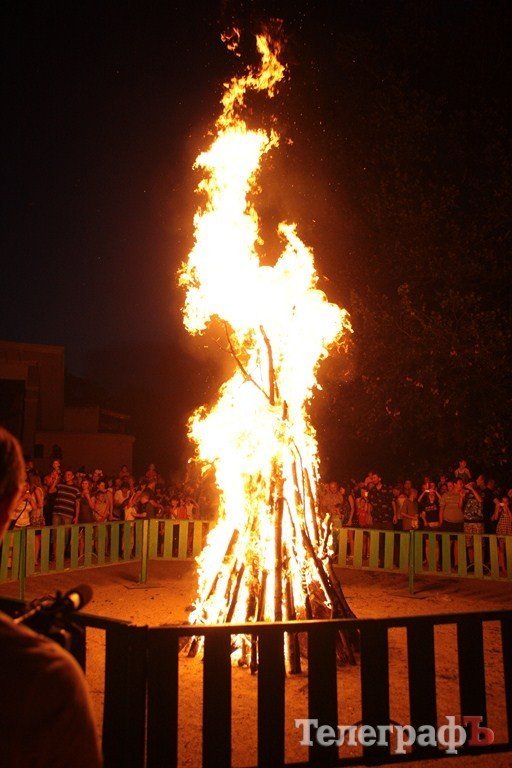 В Кременчуге прошел первый фестиваль вышиванок (ФОТО, ВИДЕО) В Кременчуге прошел первый фестиваль вышиванок (ФОТО, ВИДЕО)