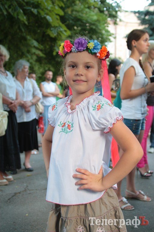 В Кременчуге прошел первый фестиваль вышиванок (ФОТО, ВИДЕО) В Кременчуге прошел первый фестиваль вышиванок (ФОТО, ВИДЕО)
