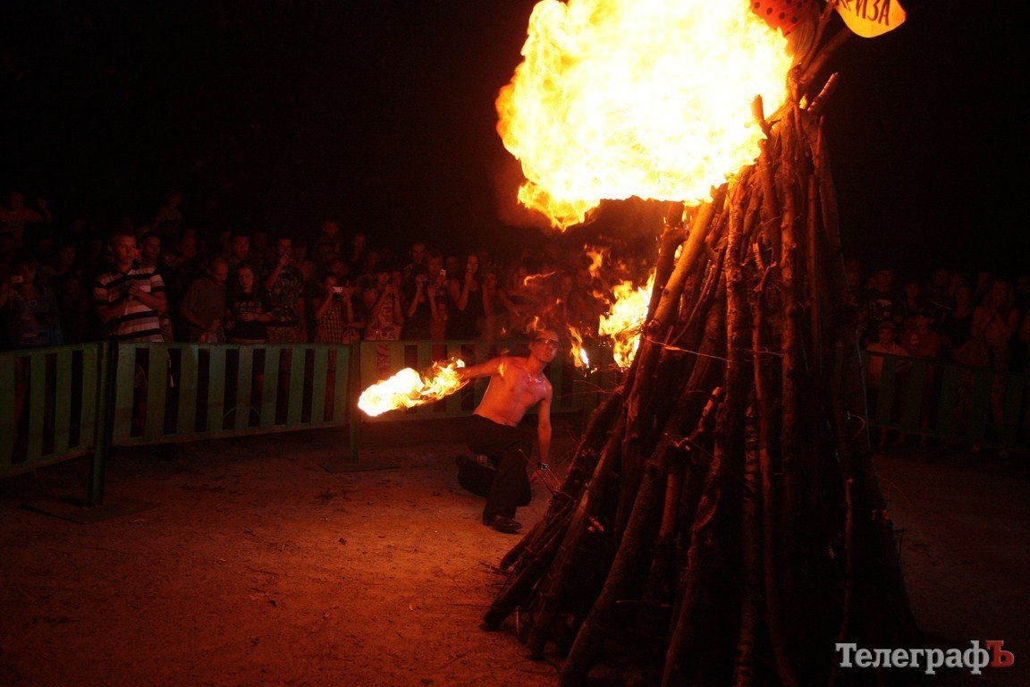 В Кременчуге прошел первый фестиваль вышиванок (ФОТО, ВИДЕО) В Кременчуге прошел первый фестиваль вышиванок (ФОТО, ВИДЕО)