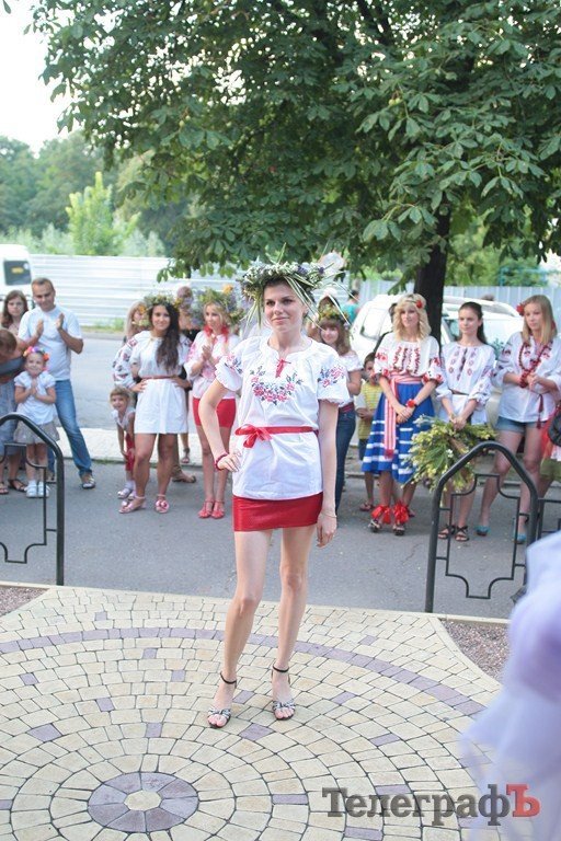 В Кременчуге прошел первый фестиваль вышиванок (ФОТО, ВИДЕО) В Кременчуге прошел первый фестиваль вышиванок (ФОТО, ВИДЕО)