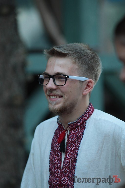 В Кременчуге прошел первый фестиваль вышиванок (ФОТО, ВИДЕО) В Кременчуге прошел первый фестиваль вышиванок (ФОТО, ВИДЕО)