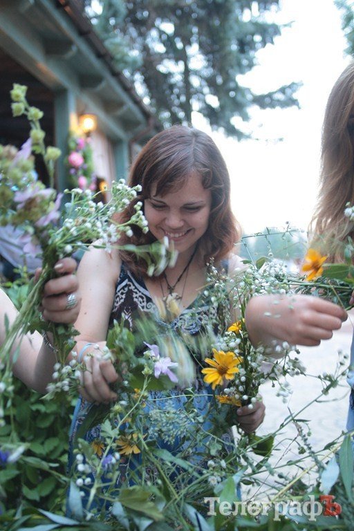 В Кременчуге прошел первый фестиваль вышиванок (ФОТО, ВИДЕО) В Кременчуге прошел первый фестиваль вышиванок (ФОТО, ВИДЕО)