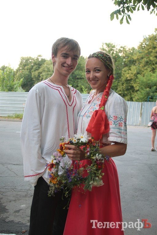 В Кременчуге прошел первый фестиваль вышиванок (ФОТО, ВИДЕО) В Кременчуге прошел первый фестиваль вышиванок (ФОТО, ВИДЕО)
