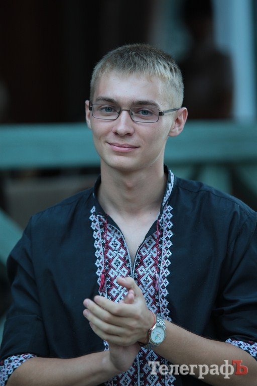 В Кременчуге прошел первый фестиваль вышиванок (ФОТО, ВИДЕО) В Кременчуге прошел первый фестиваль вышиванок (ФОТО, ВИДЕО)