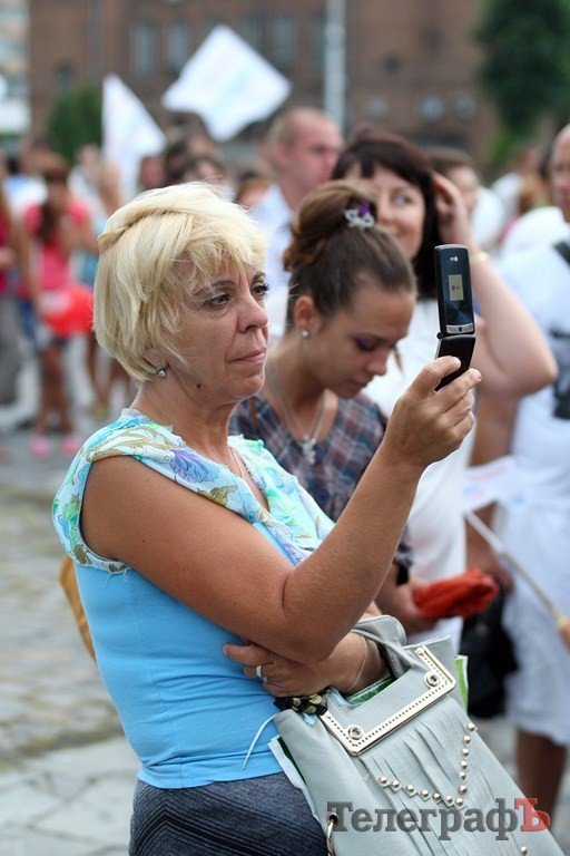 В Кременчуге побывала Гайтана (ФОТО, ВИДЕО) В Кременчуге побывала Гайтана (ФОТО, ВИДЕО)