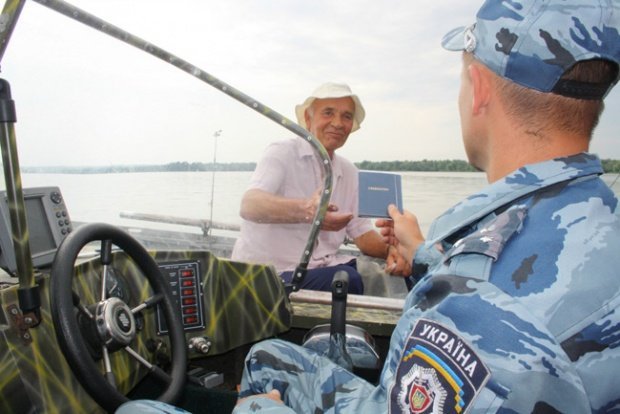 Пятая часть проверенных плавсредств в Кременчуге нарушает нормы безопасности судоходства Пятая часть проверенных плавсредств в Кременчуге нарушает нормы безопасности судоходства