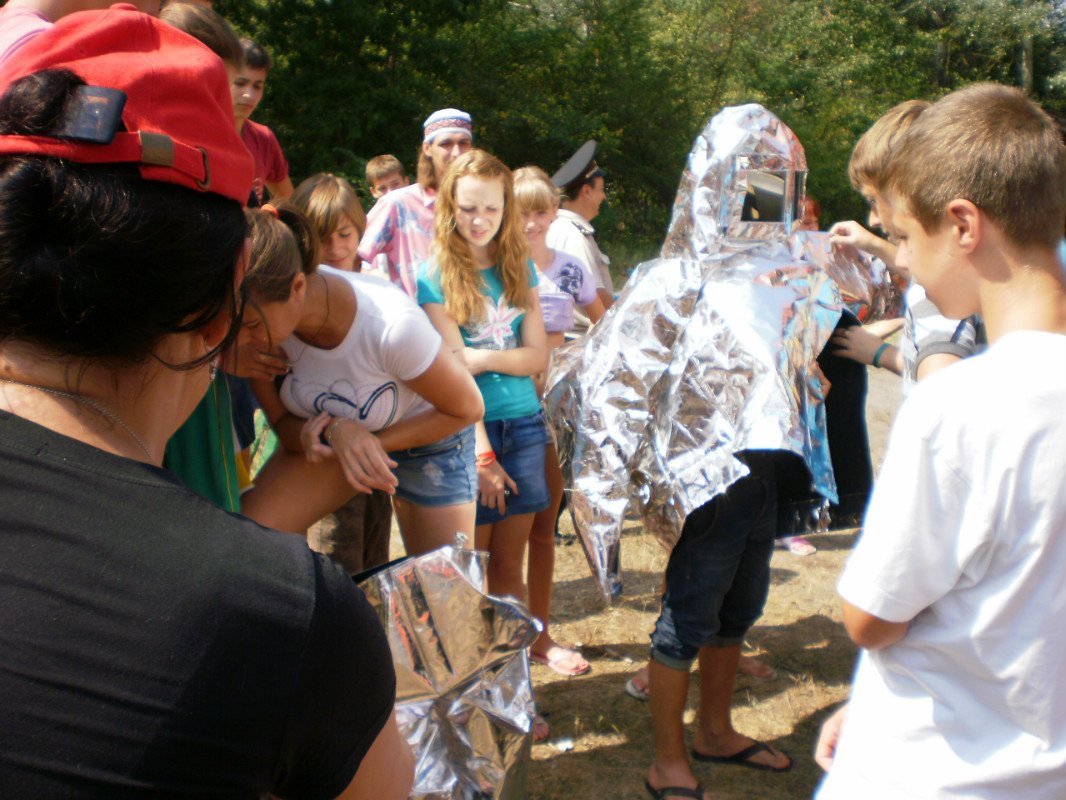 МЧСники Кременчуга учили детей пожарной безопасности (ФОТО) МЧСники Кременчуга учили детей пожарной безопасности (ФОТО)