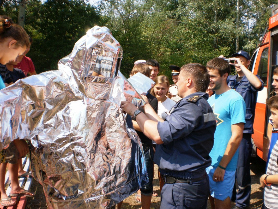 МЧСники Кременчуга учили детей пожарной безопасности (ФОТО) МЧСники Кременчуга учили детей пожарной безопасности (ФОТО)