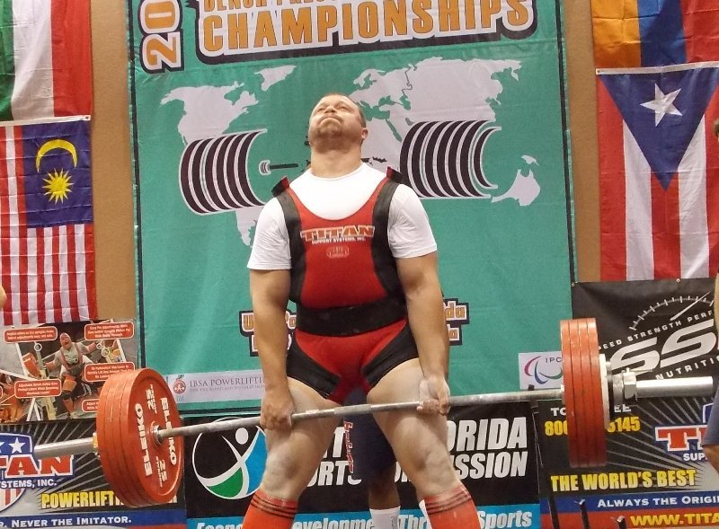 ПАУЭРЛИФТИНГ. Кременчужанин Виталий Островский завоевал серебро в США. ПАУЭРЛИФТИНГ. Кременчужанин Виталий Островский завоевал серебро в США.