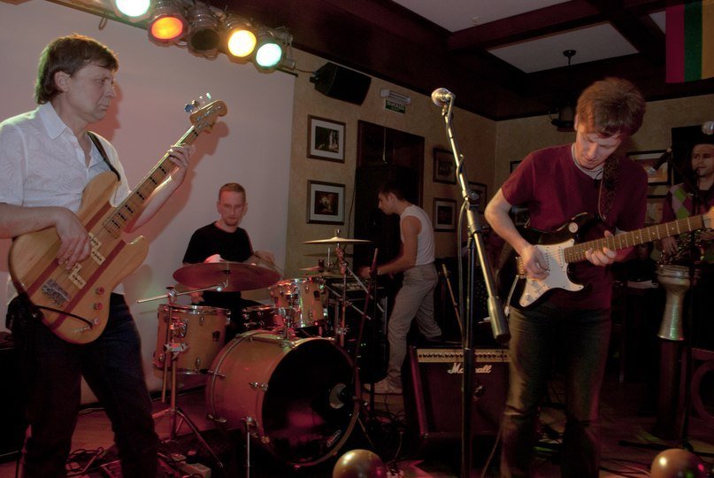 22 июля. Вечер музыкальных импровизаций Sunday Jam 22 июля. Вечер музыкальных импровизаций Sunday Jam