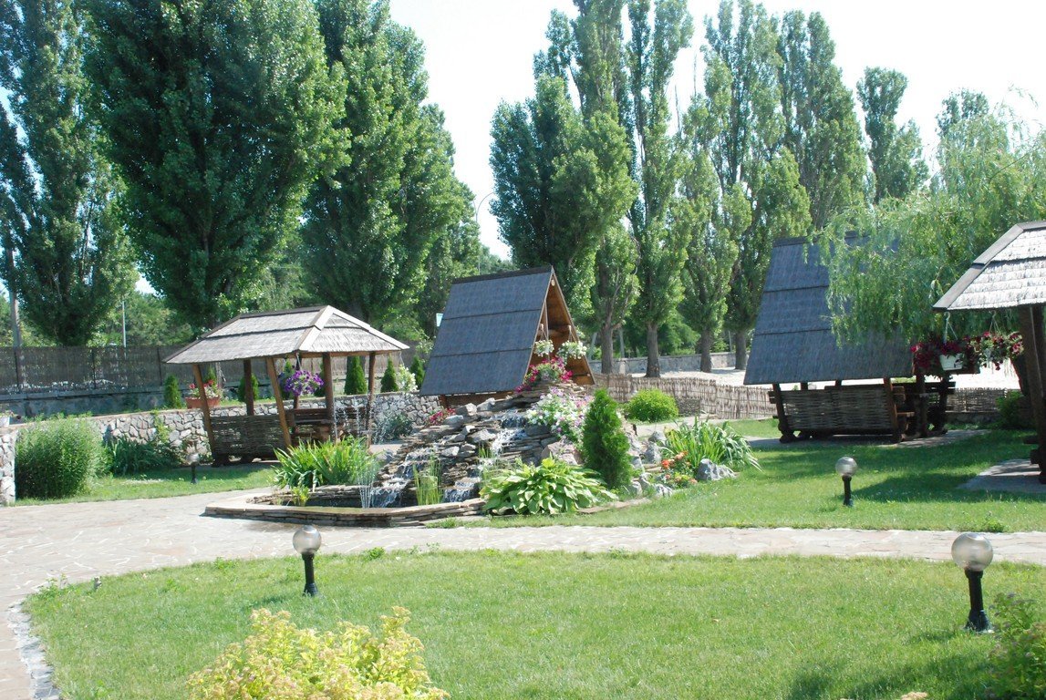 В Кременчуге подвели предварительные итоги конкурса на лучшую клумбу В Кременчуге подвели предварительные итоги конкурса на лучшую клумбу