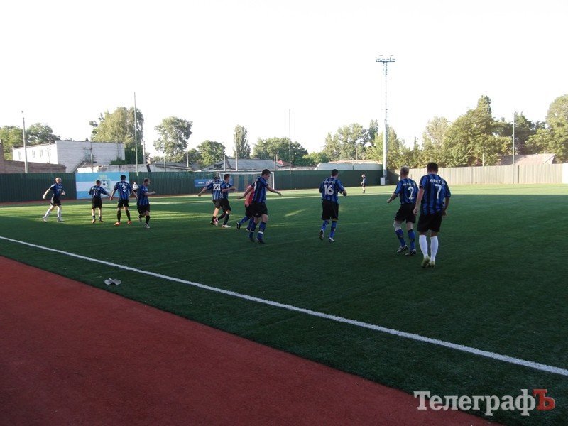 ФУТБОЛ. Результаты 10-го тура высшей и первой лиг г.Кременчуга. ФУТБОЛ. Результаты 10-го тура высшей и первой лиг г.Кременчуга.