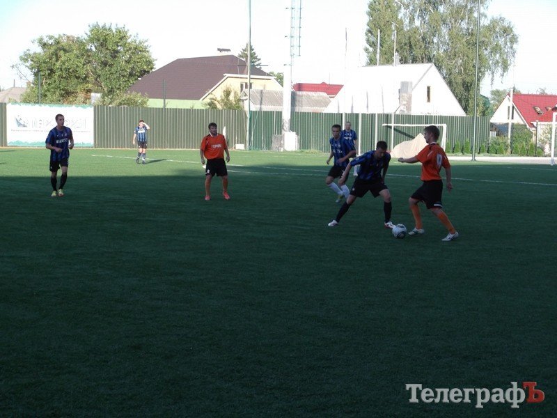 ФУТБОЛ. Результаты 10-го тура высшей и первой лиг г.Кременчуга. ФУТБОЛ. Результаты 10-го тура высшей и первой лиг г.Кременчуга.