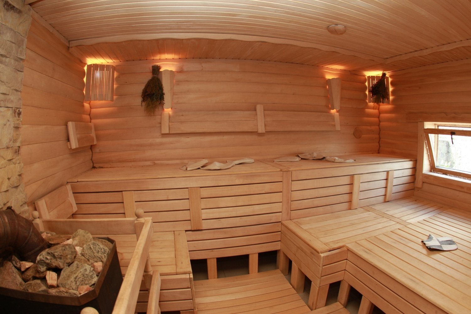 «Потоки хаус»: Европейский отдых на берегу Днепра «Потоки хаус»: Европейский отдых на берегу Днепра