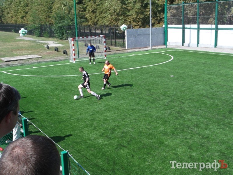 Открытие футбольной площадки с искусственным покрытием. Открытие футбольной площадки с искусственным покрытием.