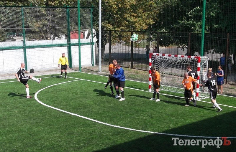 Открытие футбольной площадки с искусственным покрытием. Открытие футбольной площадки с искусственным покрытием.