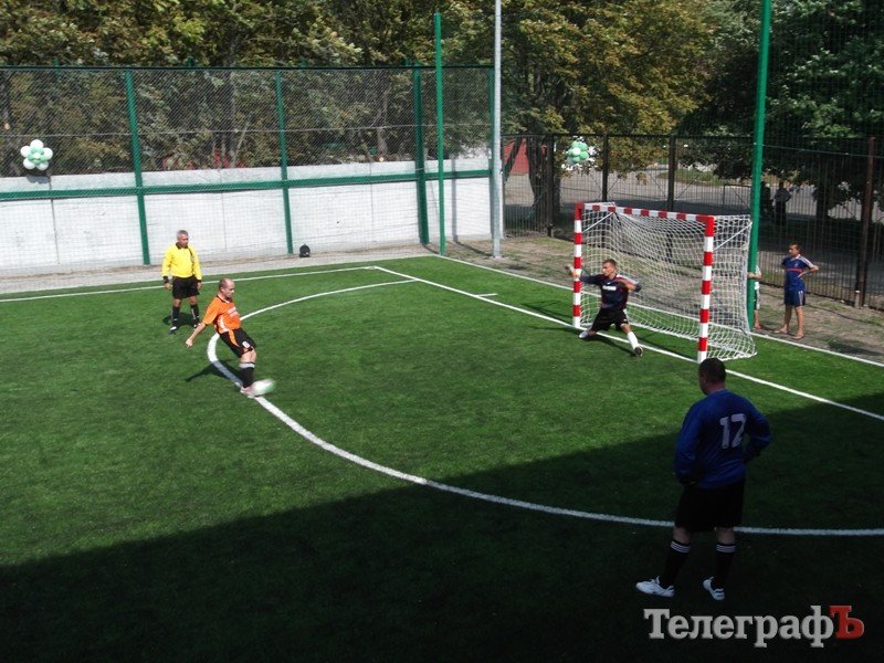 Открытие футбольной площадки с искусственным покрытием. Открытие футбольной площадки с искусственным покрытием.