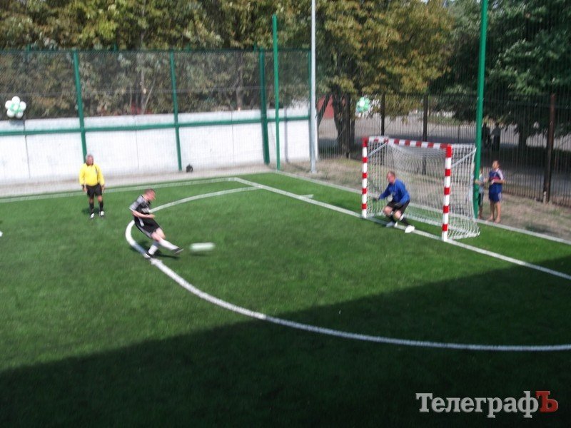 Открытие футбольной площадки с искусственным покрытием. Открытие футбольной площадки с искусственным покрытием.