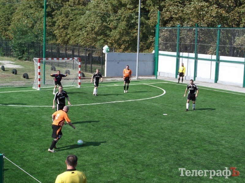 Открытие футбольной площадки с искусственным покрытием. Открытие футбольной площадки с искусственным покрытием.