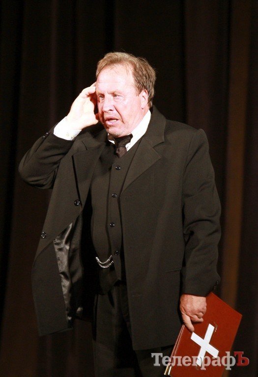 "Собачье сердце" в Кременчуге: герои Булгакова маршировали под группу «Аквариум» (ВИДЕО) "Собачье сердце" в Кременчуге: герои Булгакова маршировали под группу «Аквариум» (ВИДЕО)