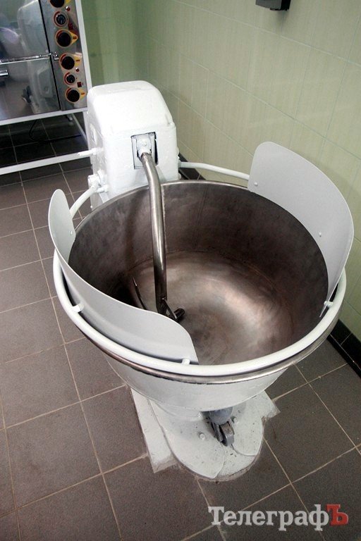 Еду в больницы Кременчуга теперь готовят в централизованном пищеблоке (ФОТО, ВИДЕО) Еду в больницы Кременчуга теперь готовят в централизованном пищеблоке (ФОТО, ВИДЕО)