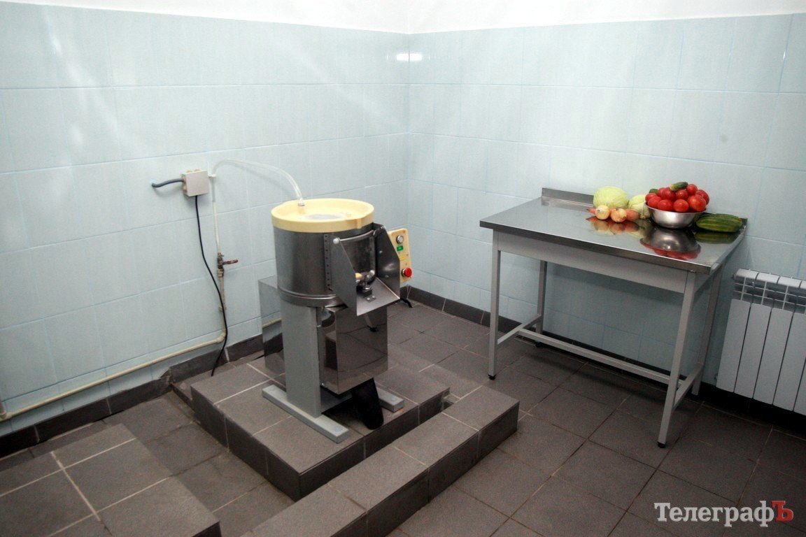 Еду в больницы Кременчуга теперь готовят в централизованном пищеблоке (ФОТО, ВИДЕО) Еду в больницы Кременчуга теперь готовят в централизованном пищеблоке (ФОТО, ВИДЕО)