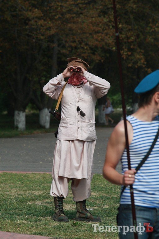 В Кременчуге отмечают день ВДВ (Фоторепортаж) В Кременчуге отмечают день ВДВ (Фоторепортаж)