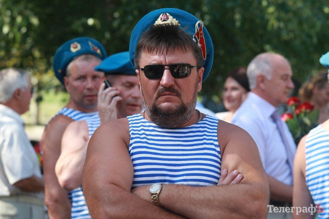 В Кременчуге отмечают день ВДВ (Фоторепортаж) В Кременчуге отмечают день ВДВ (Фоторепортаж)