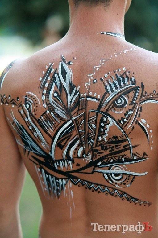 По Кременчугу бегал Аватар и вышагивала Королева (Фото , Видео) По Кременчугу бегал Аватар и вышагивала Королева (Фото , Видео)