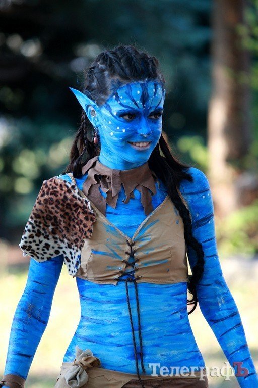 По Кременчугу бегал Аватар и вышагивала Королева (Фото , Видео) По Кременчугу бегал Аватар и вышагивала Королева (Фото , Видео)