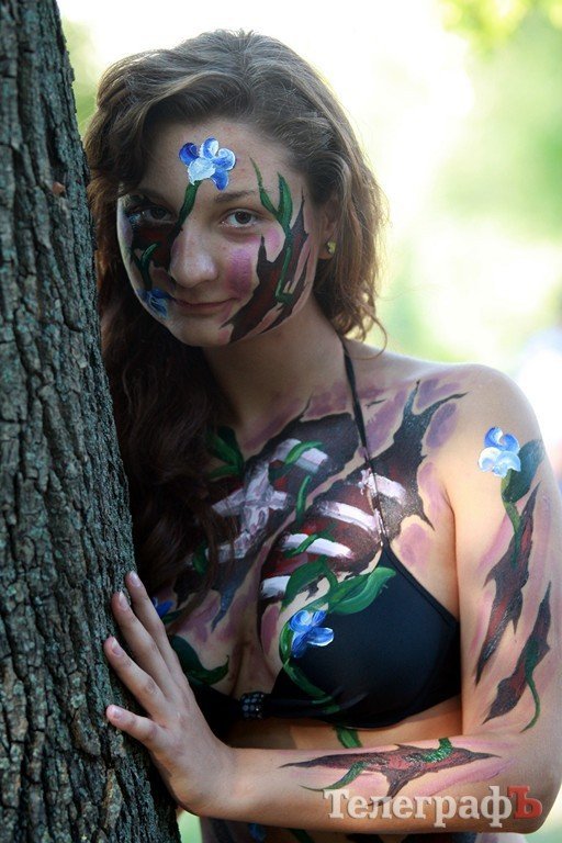 По Кременчугу бегал Аватар и вышагивала Королева (Фото , Видео) По Кременчугу бегал Аватар и вышагивала Королева (Фото , Видео)