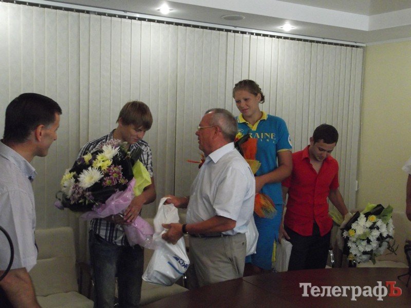 Поздравление кременчугских спортсменов КСЕ «Легион» с достижениями в 2012 году. Поздравление кременчугских спортсменов КСЕ «Легион» с достижениями в 2012 году.