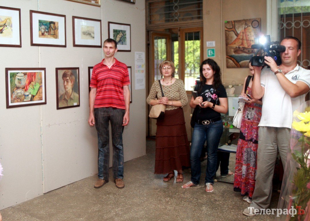 В Кременчуге открылась выставка картин Александра Мосина (Фоторепортаж) В Кременчуге открылась выставка картин Александра Мосина (Фоторепортаж)