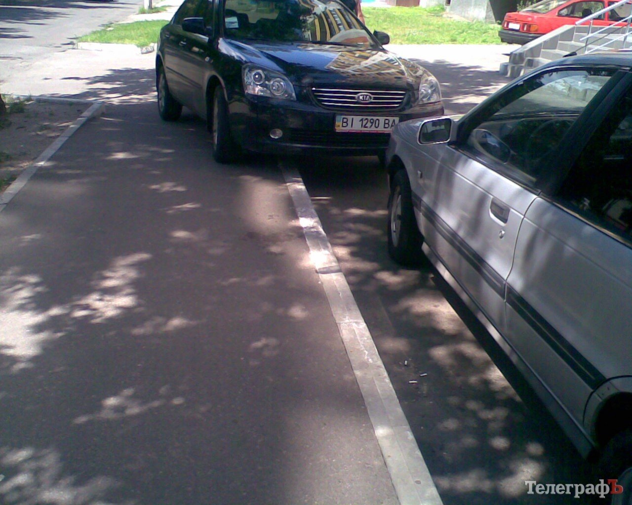 Чудеса кременчугской парковки (часть 2) (7 фото) Чудеса кременчугской парковки (часть 2) (7 фото)