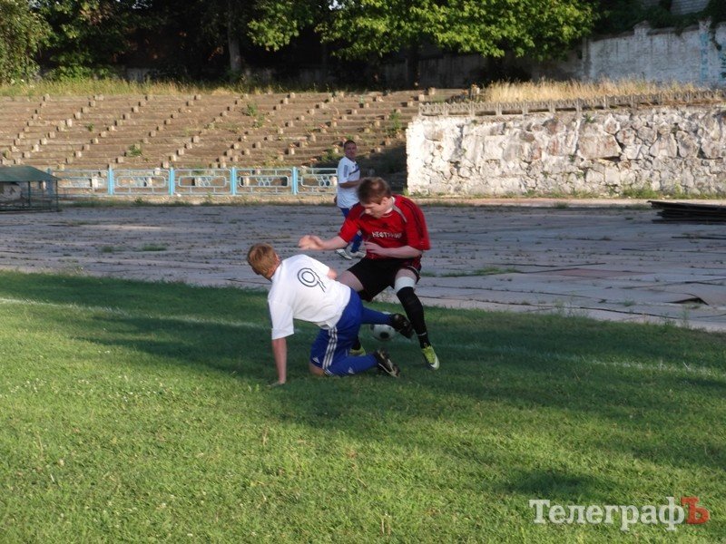 ФУТБОЛ. Результаты 13-го тура чемпионата г.Кременчуга. ФУТБОЛ. Результаты 13-го тура чемпионата г.Кременчуга.