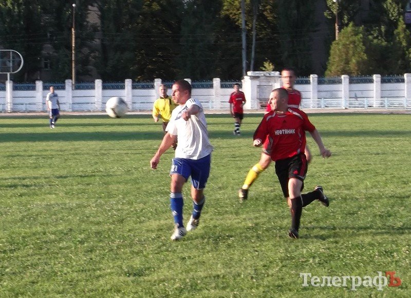 ФУТБОЛ. Результаты 13-го тура чемпионата г.Кременчуга. ФУТБОЛ. Результаты 13-го тура чемпионата г.Кременчуга.