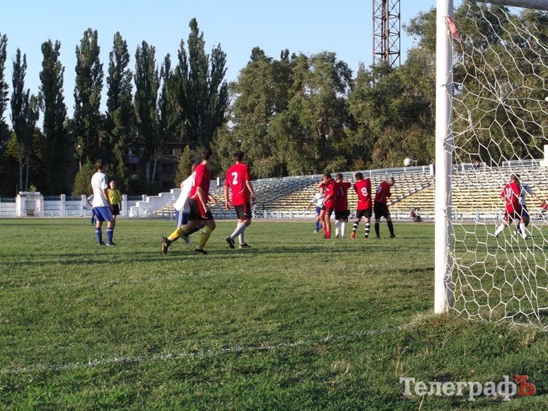 ФУТБОЛ. Результаты 13-го тура чемпионата г.Кременчуга. ФУТБОЛ. Результаты 13-го тура чемпионата г.Кременчуга.