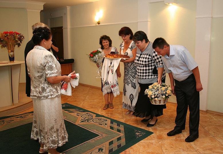 В Центральном ЗАГСе Кременчуга проведен обряд «Золотой свадьбы» В Центральном ЗАГСе Кременчуга проведен обряд «Золотой свадьбы»