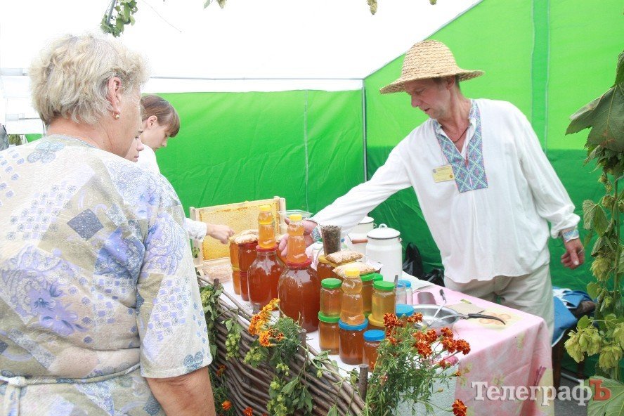 В Кременчуге прошел фестиваль пчеловодства (ФОТО, ВИДЕО) В Кременчуге прошел фестиваль пчеловодства (ФОТО, ВИДЕО)