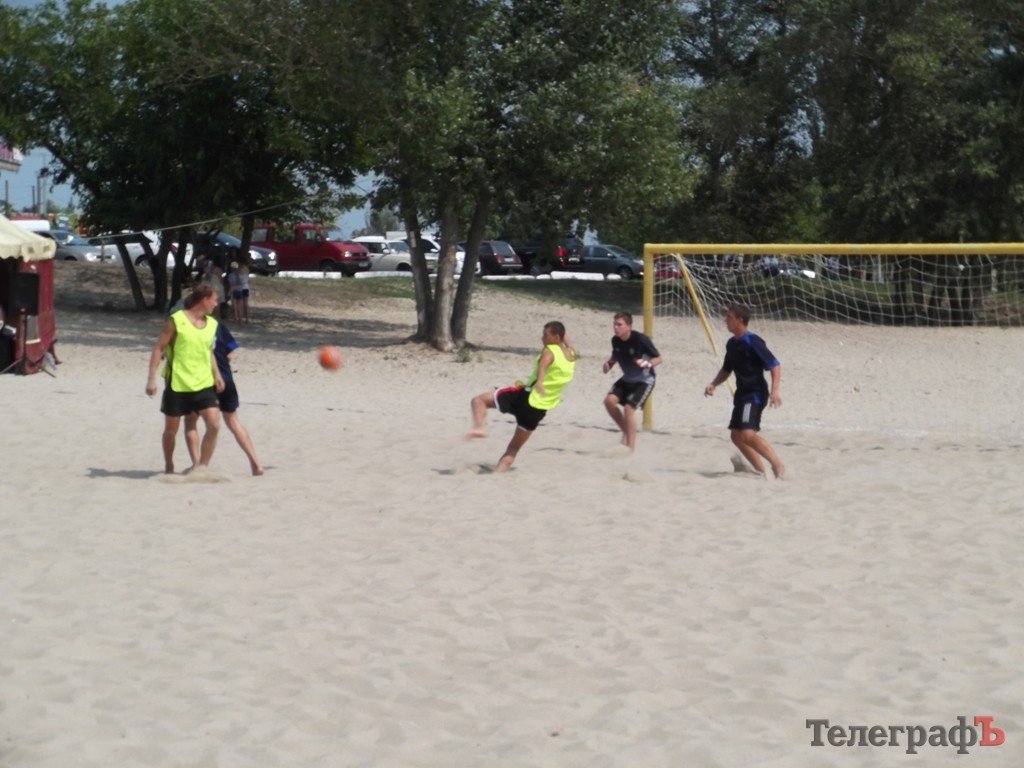 Другий рік поспіль перемогу у Молодіжному Кубку з пляжного футболу виборола команда «КВБЗ». Другий рік поспіль перемогу у Молодіжному Кубку з пляжного футболу виборола команда «КВБЗ».